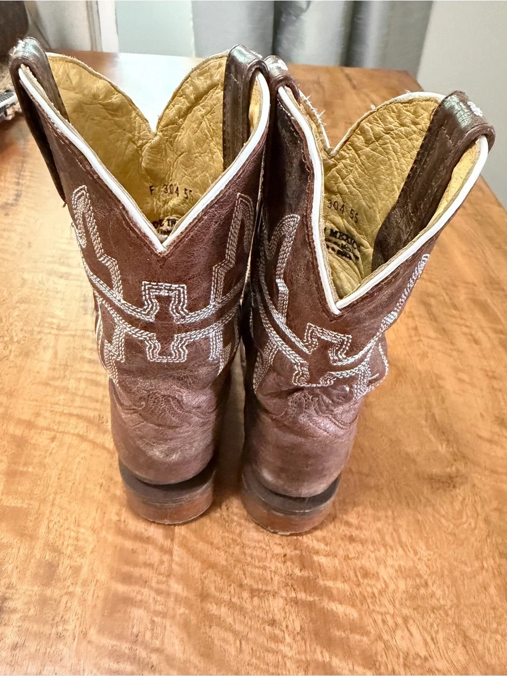 Men's Brown Leather Western Cowboy Boots - Embroidered Top